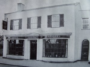 Regency House Antiques Walton on the Thames AYB 1961